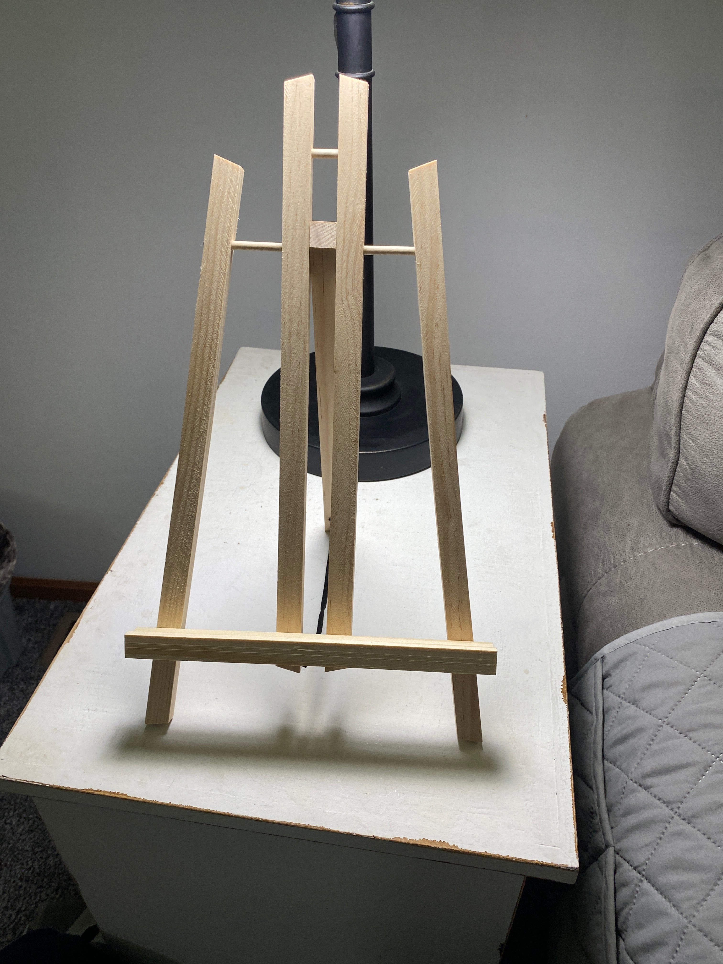 Table top easel